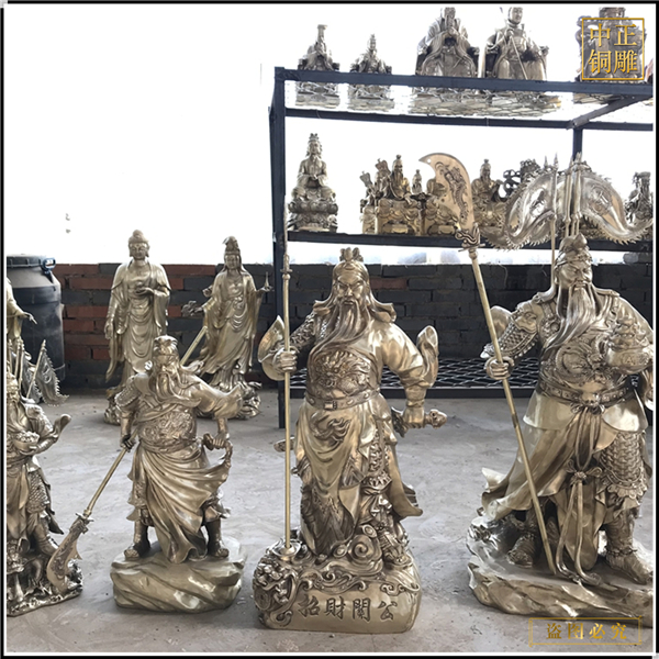 23.大型鑄銅關(guān)公立像廠.jpg 23.大型鑄銅關(guān)公立像廠.jpg